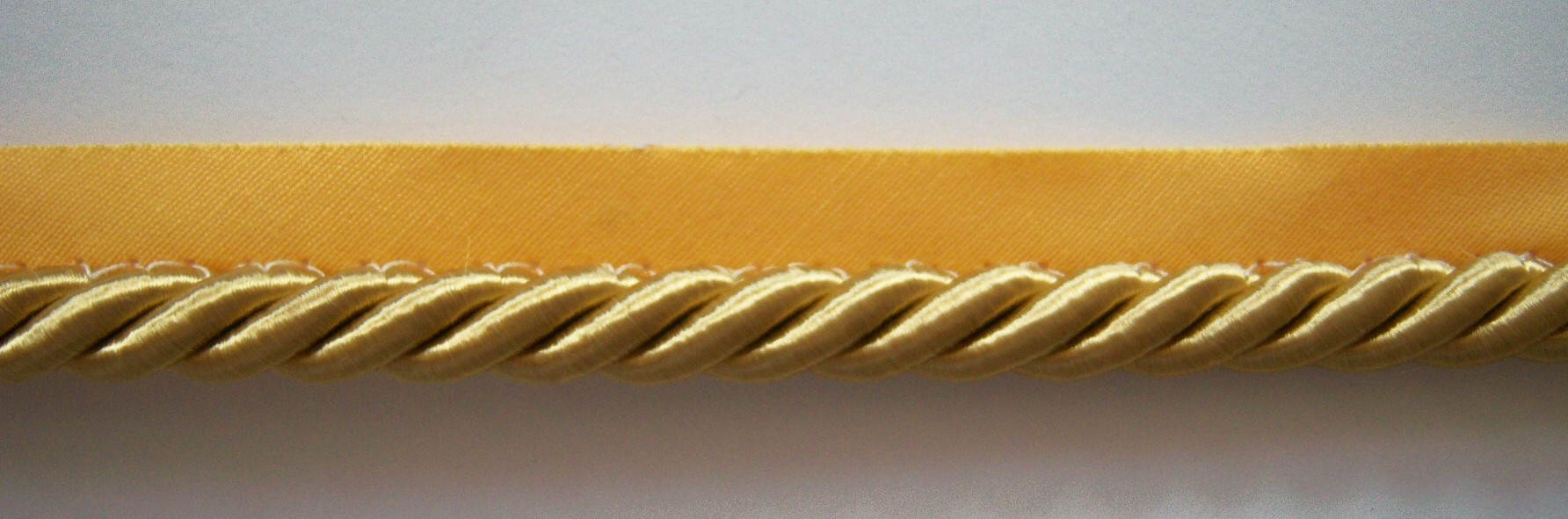 Sunset Gold/Light Gold 3/4" Piping
