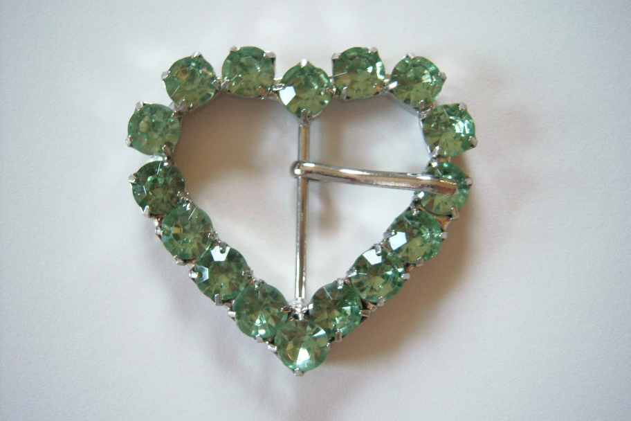 Light Green Crystals Heart Buckle