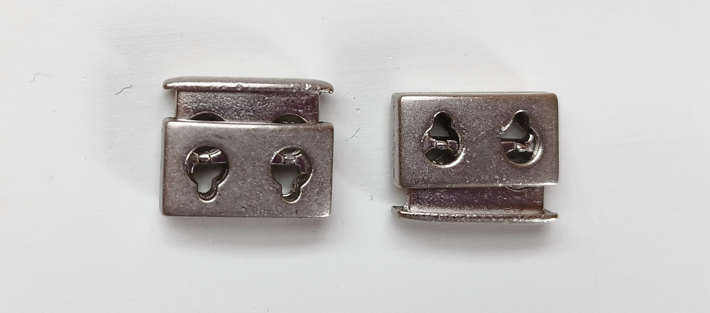 Satin Nickel 3/4" Two Hole Metal Cord Lock