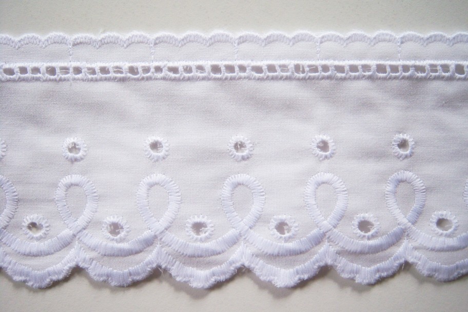 White 3 1/4" Cotton Eyelet Lace