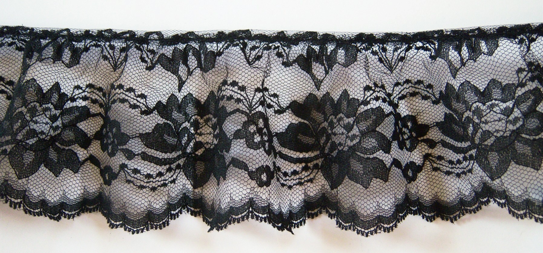 Black 3 3/4" Ruffled Lace