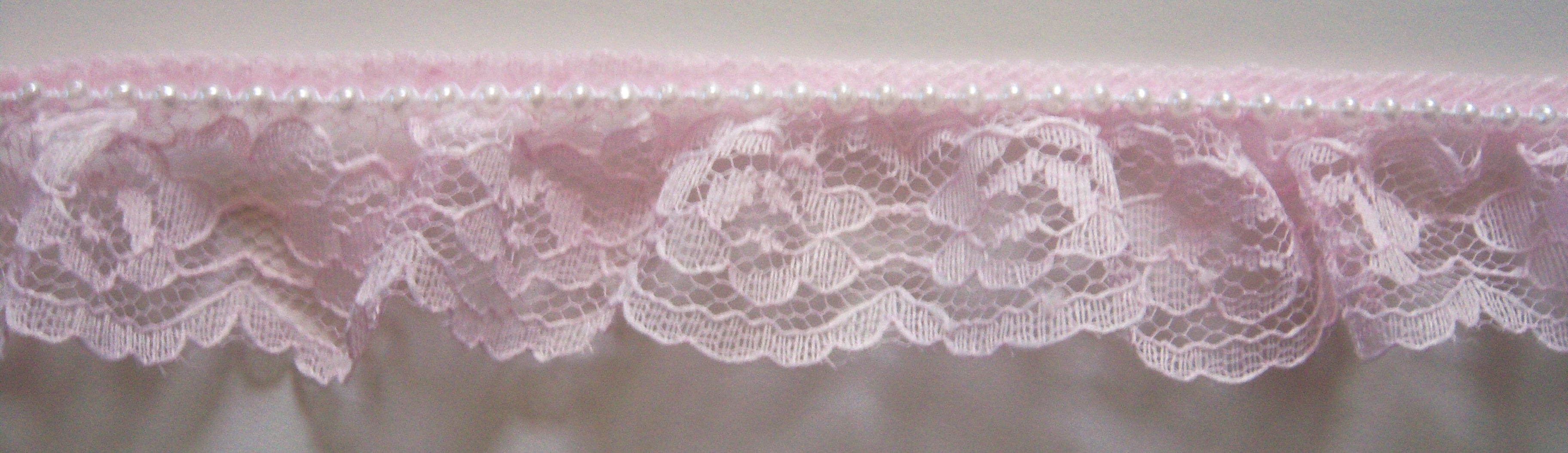 Pink/Pearls 1 1/4" Ruffled Lace