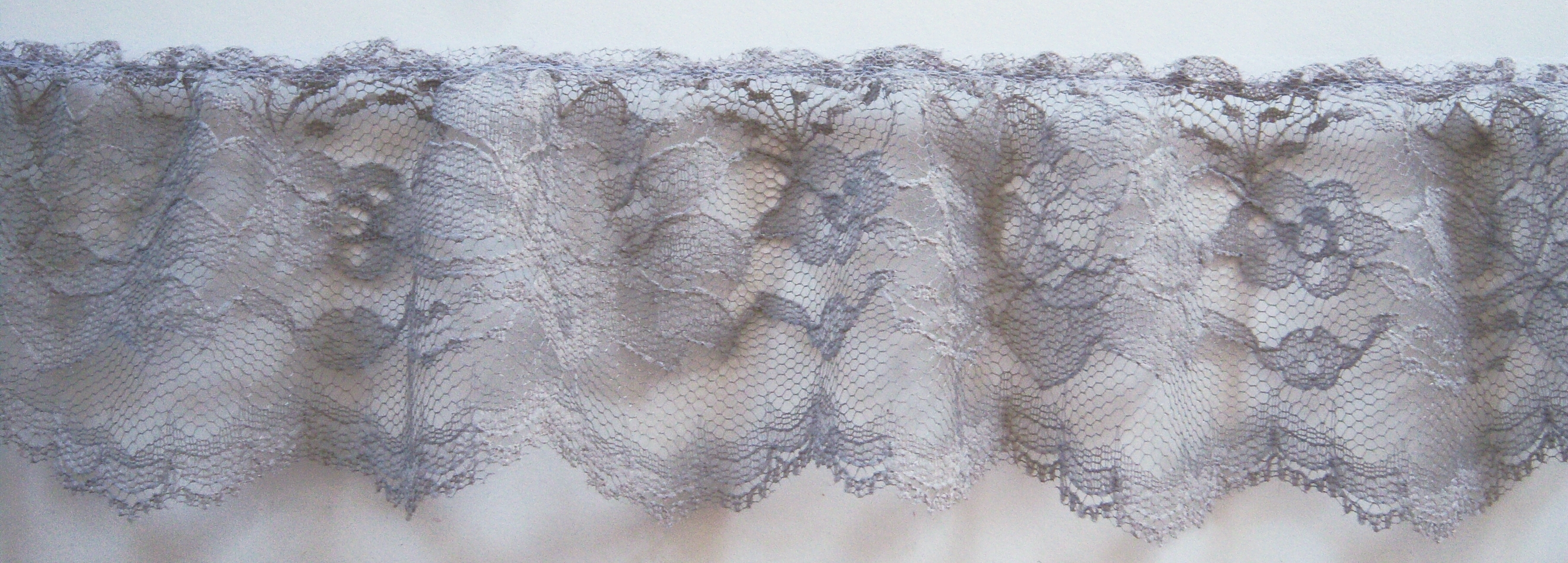 Grey Flannel 3" Ruffled Lace