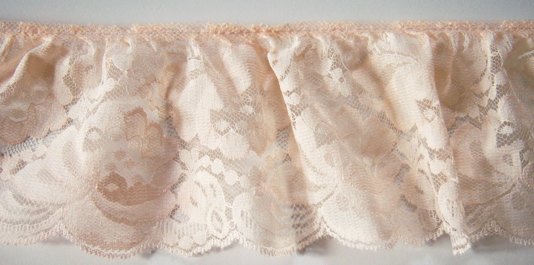 Bisque 3 3/4" Ruffled Lace