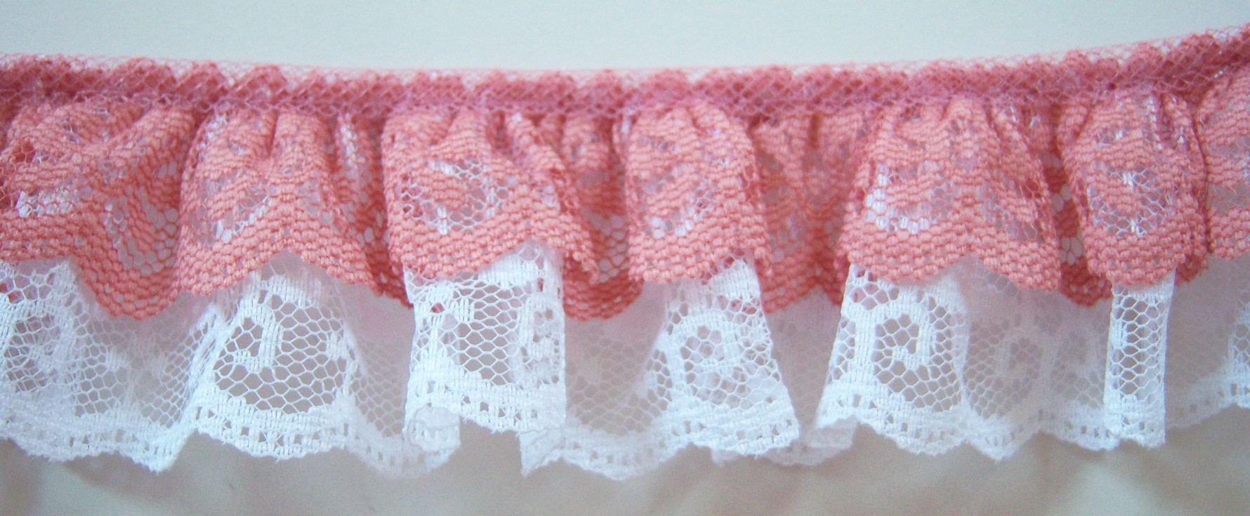 Antique Rose/White Double Gathered Lace