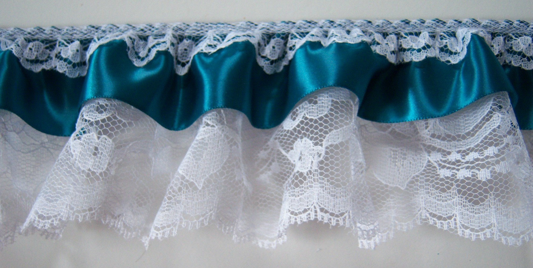 Teal Satin/White Ruffled 3 1/4" Lace