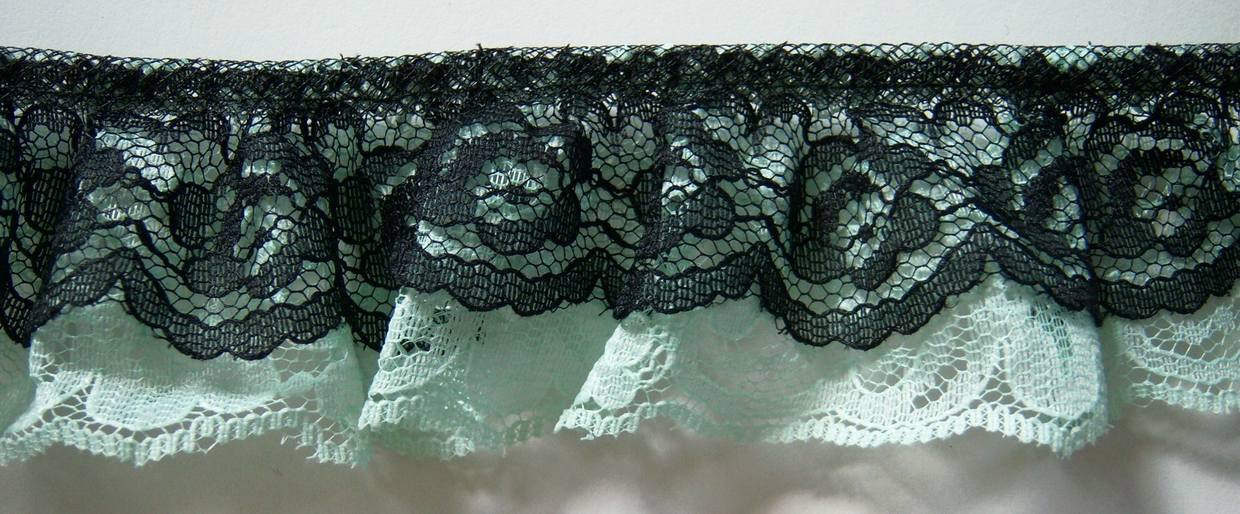 Black/Mint Double Gathered Lace