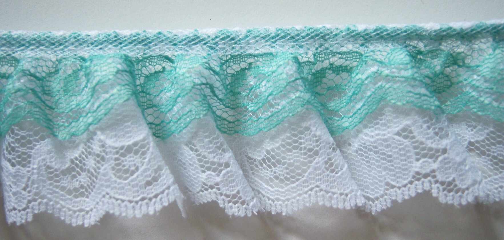 Mint/White Double Gathered Lace