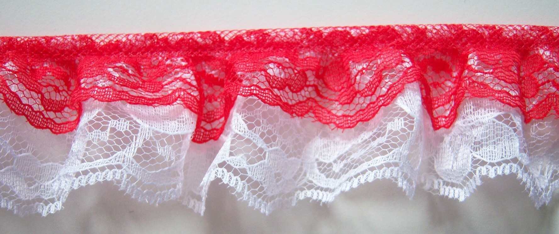 Red/White Double Gathered Lace