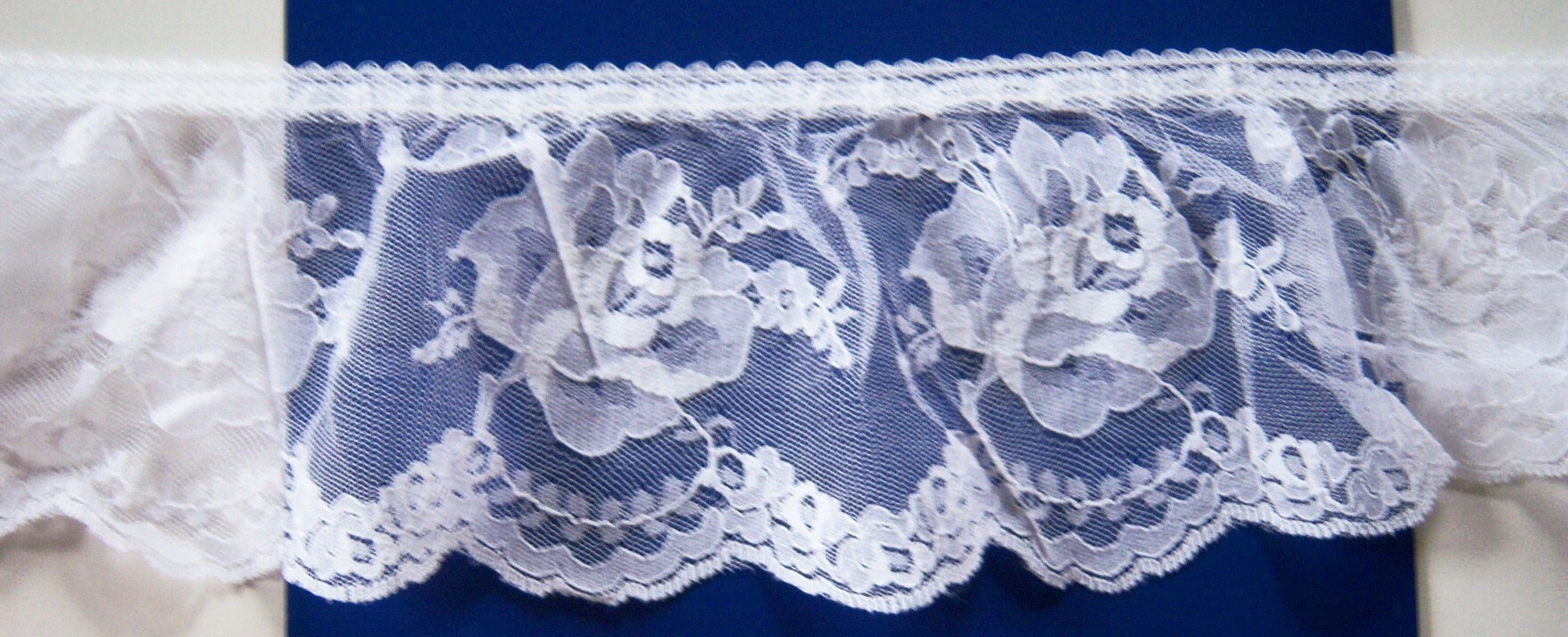 Antique White 4" Ruffled Lace
