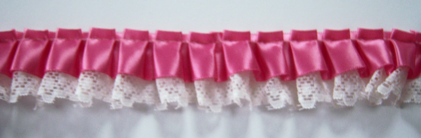 Rose Pleated Satin/Off White 1 1/2" Lace
