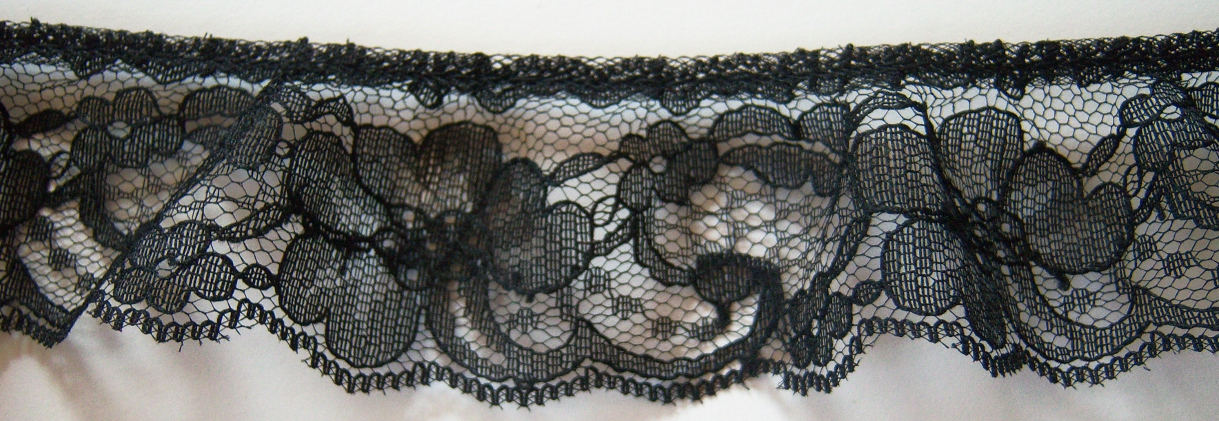 Black 1 7/8" Ruffled Lace