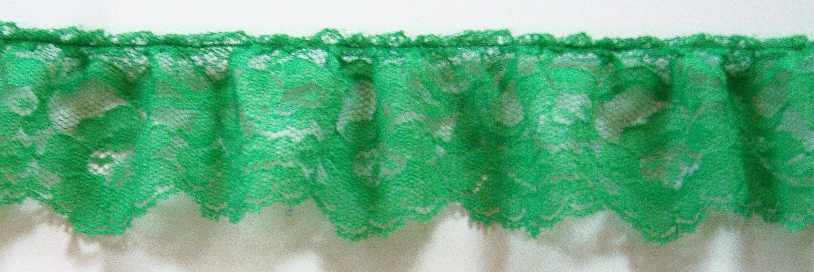 Emerald 2 1/2" Ruffled Lace