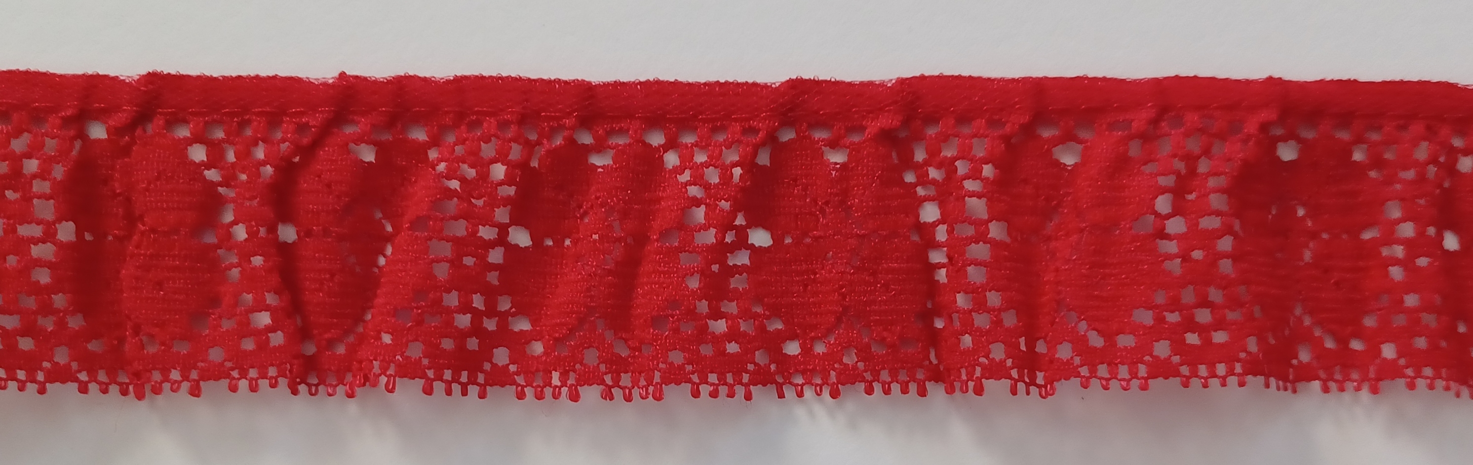 Red 1 1/2" Ruffled Lace