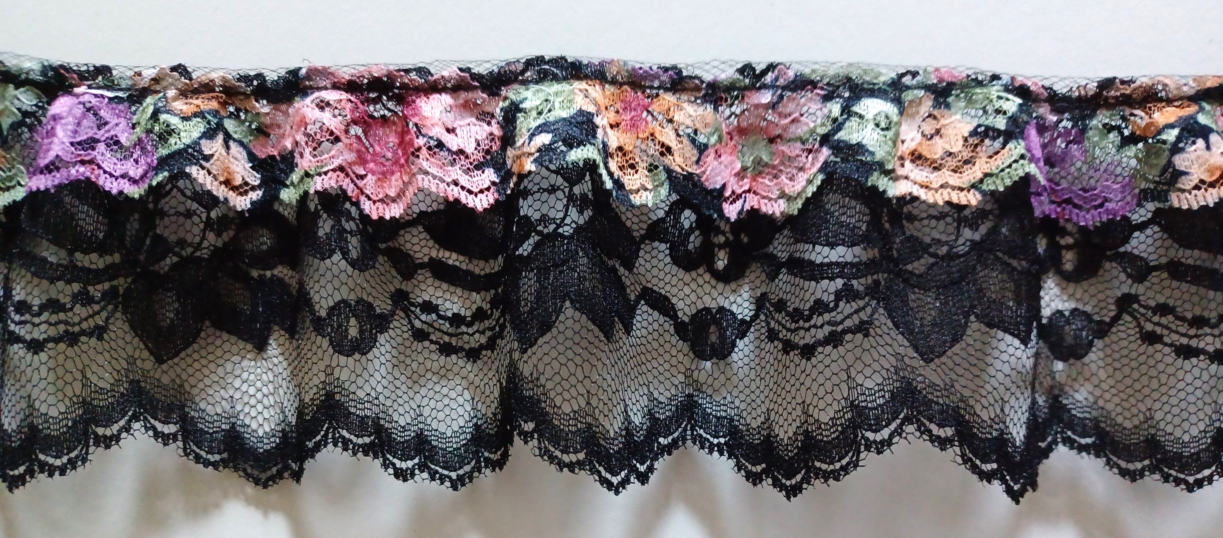 Floral/Black 3" Gathered Lace