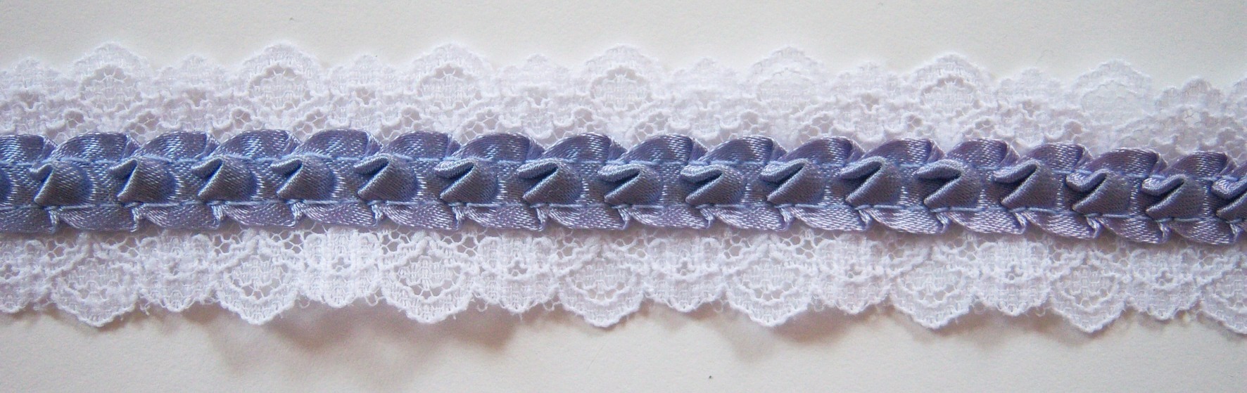 White 1 1/8" Lace/Blue Pleated