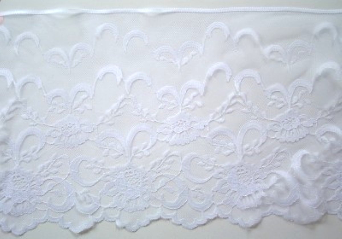 White 11 3/4" Nylon Lace