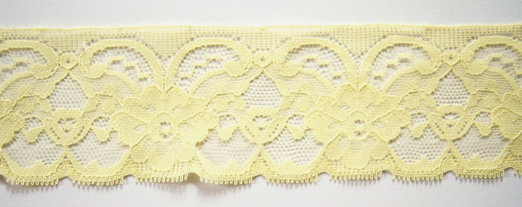 Canary 2 3/8" Lace