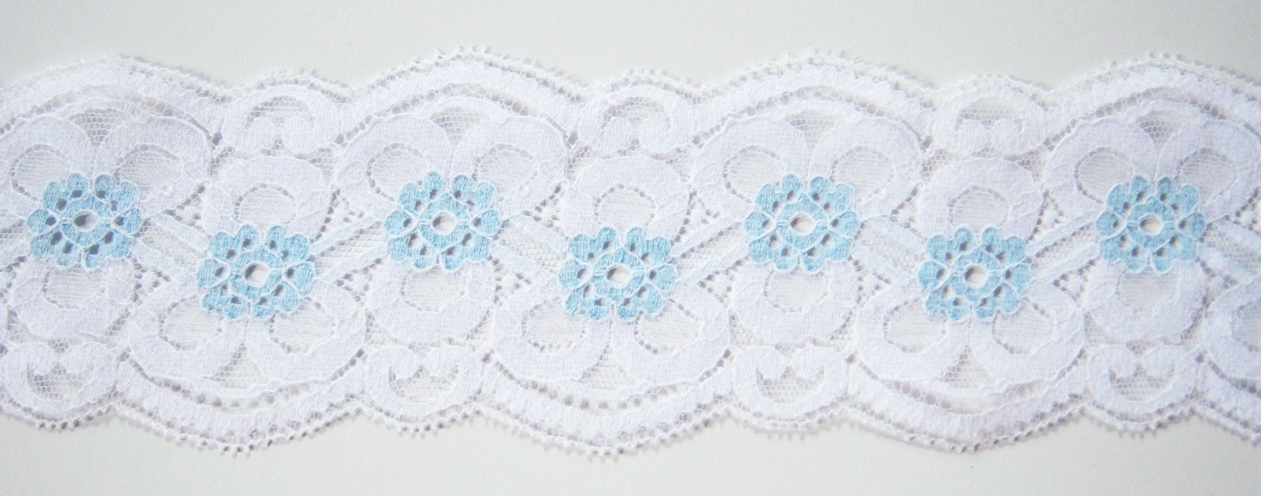 White/Blue 3 1/4" Nylon Lace