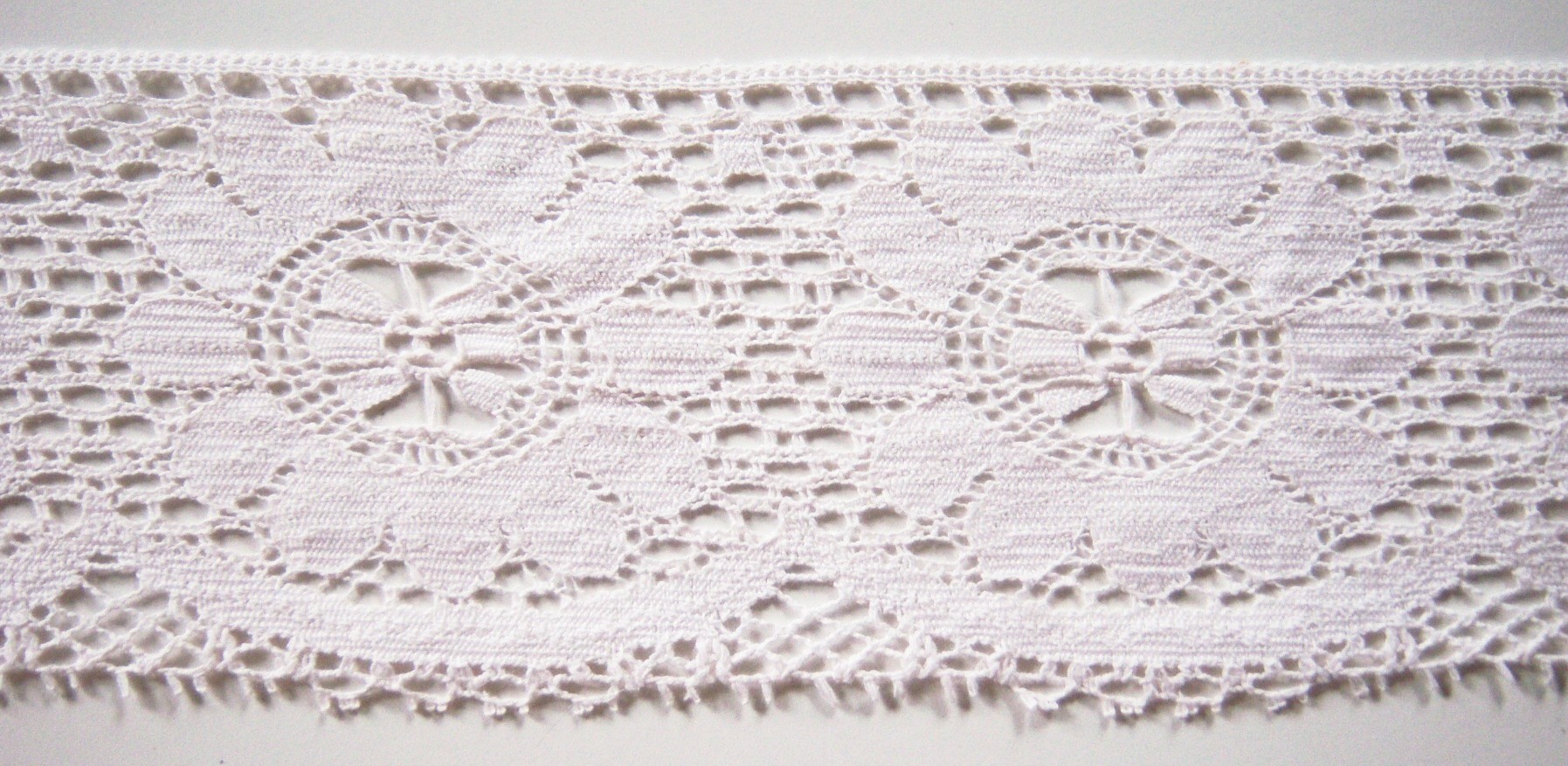 Natural White 4 1/4" Cluny Lace