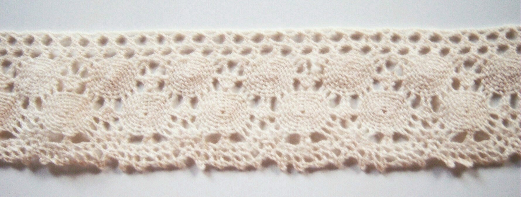 Natural Cotton 2 1/4" Cluny Lace