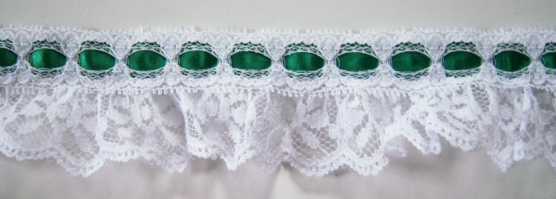 Green Satin/White 1 1/2" Ruffled Lace
