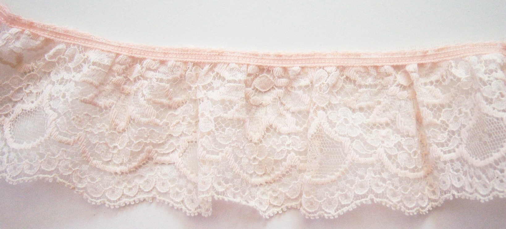 Bisque 2 1/2" Ruffled Lace