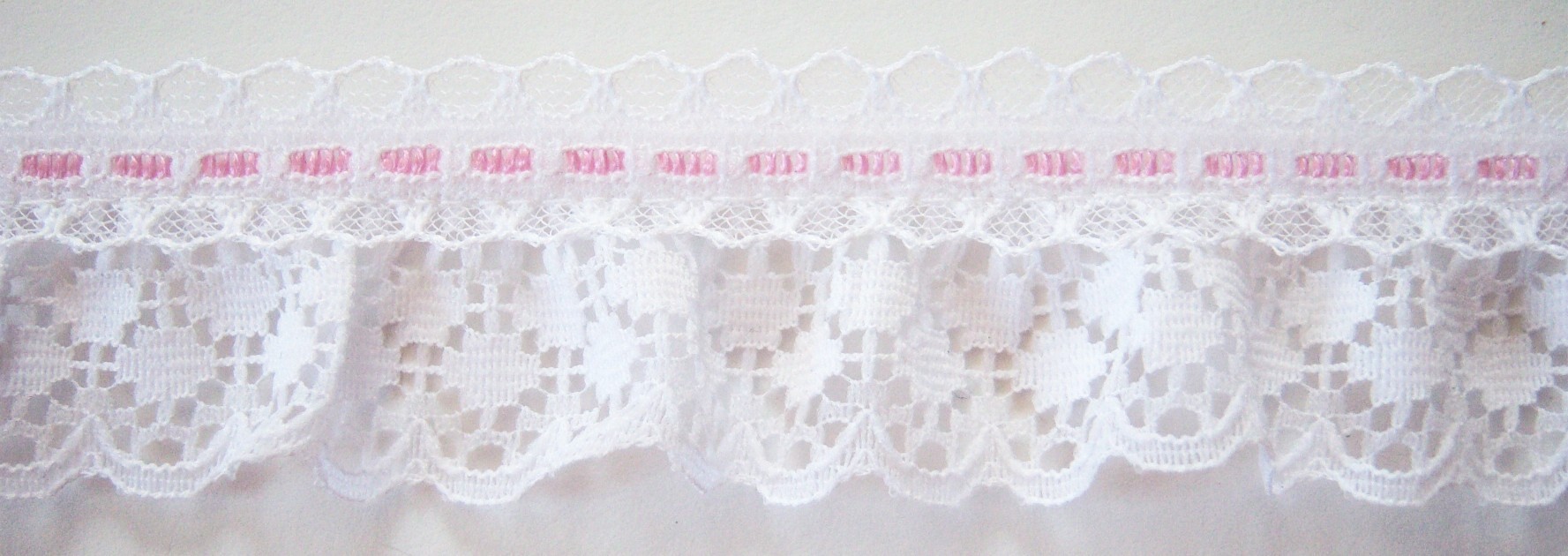White/Pink 1 1/2" Ruffled Lace