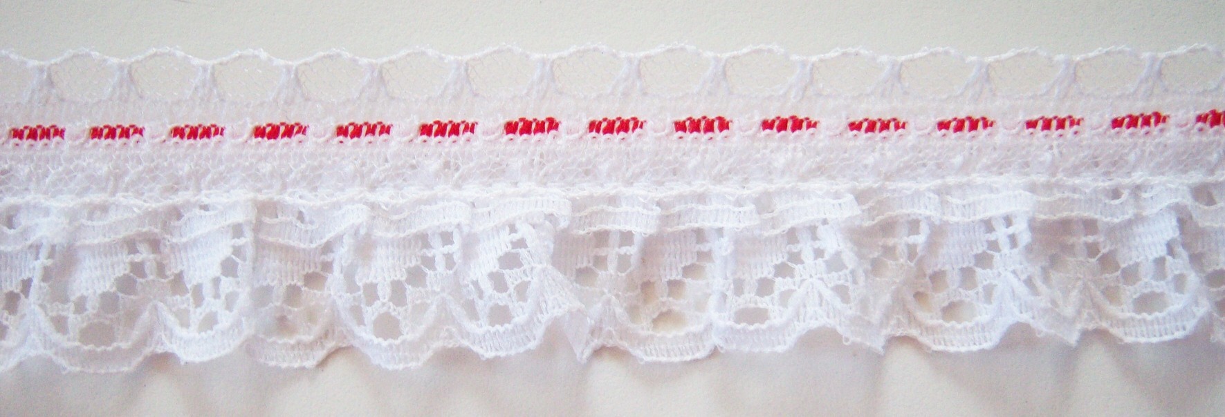 White/Red 1 1/8" Gathered Lace