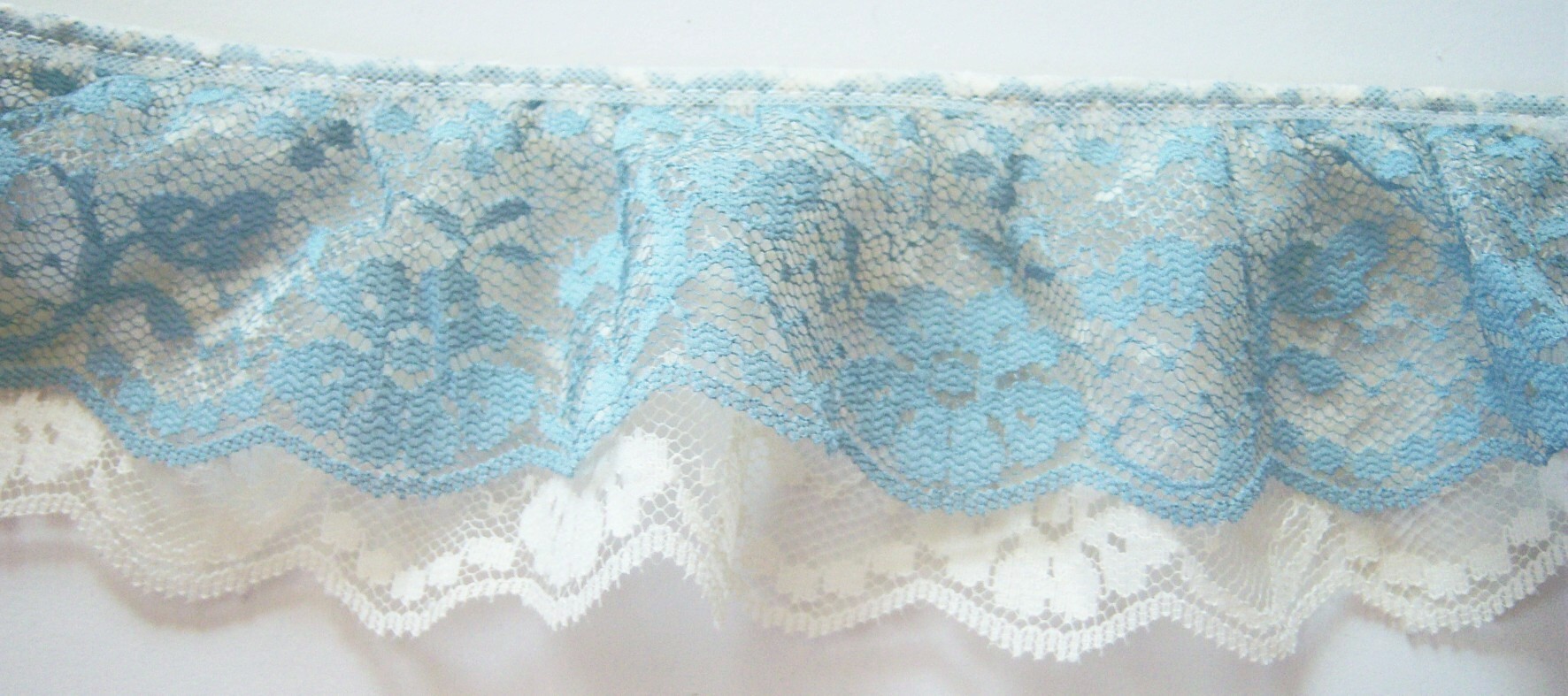 Country/Candlelight 2 3/4" Gathered Lace