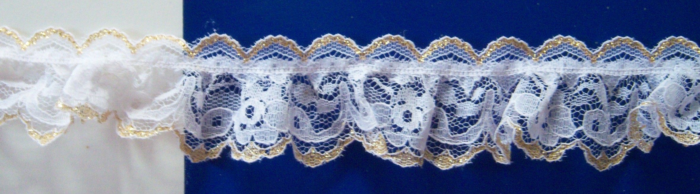 White/Gold 1 1/2" Gathered Lace