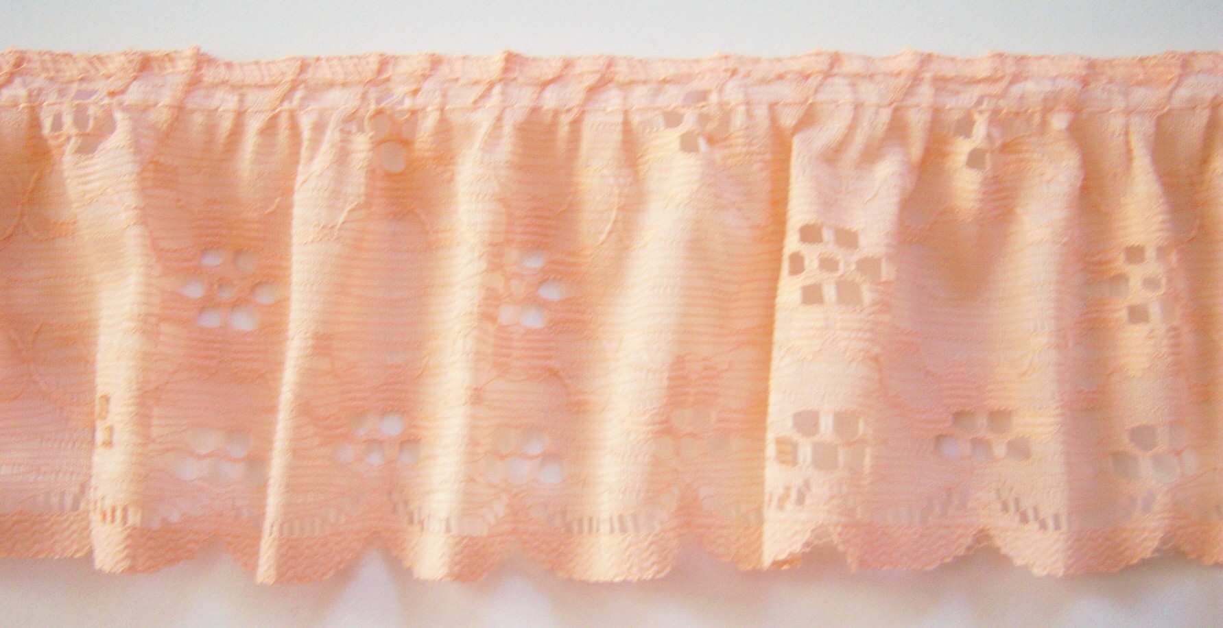 Peach 2 7/8" Ruffled Lace