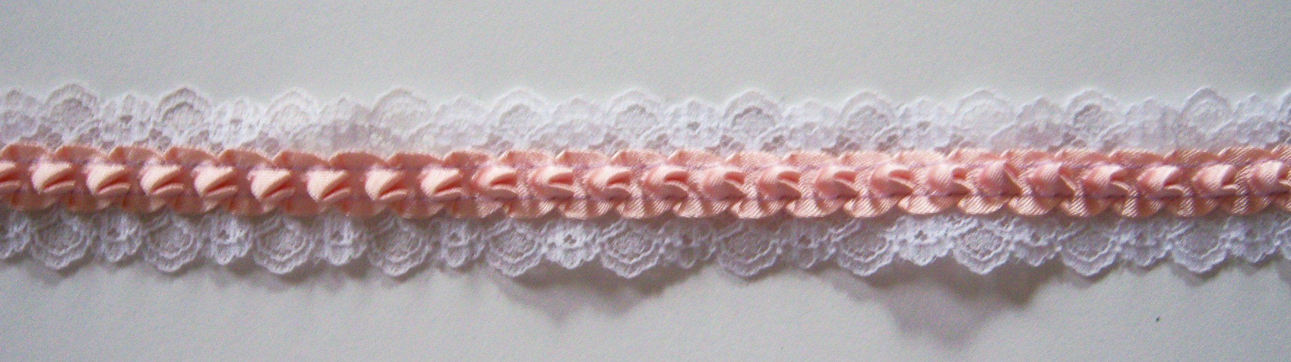White 1 1/4" Lace/Peach Pleated