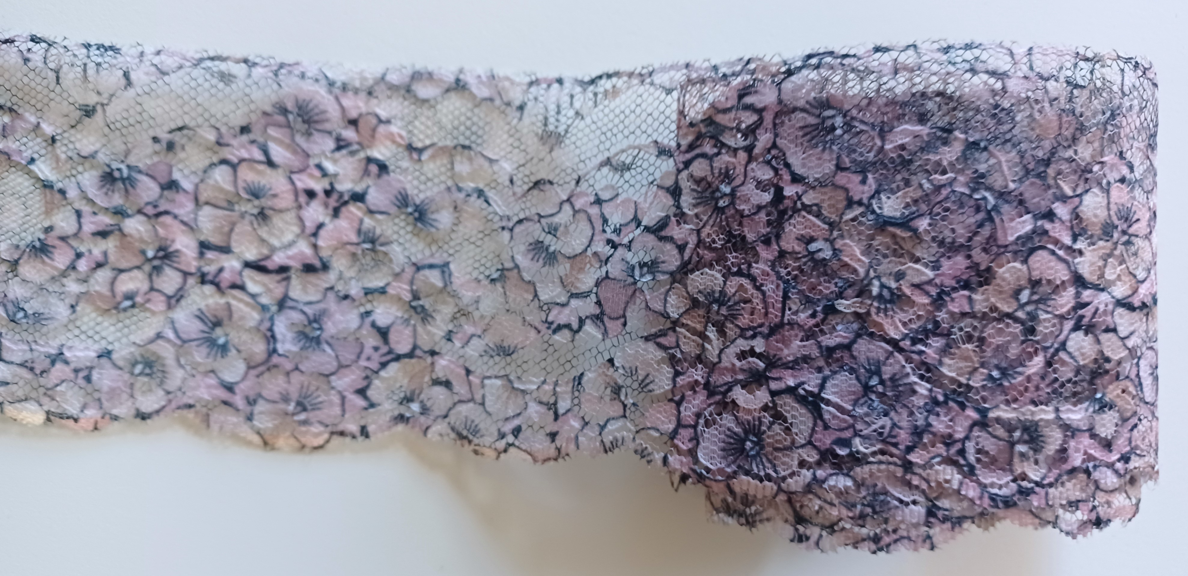 Rose/Ivory/Taupe/Black 2 3/4" Poly Lace