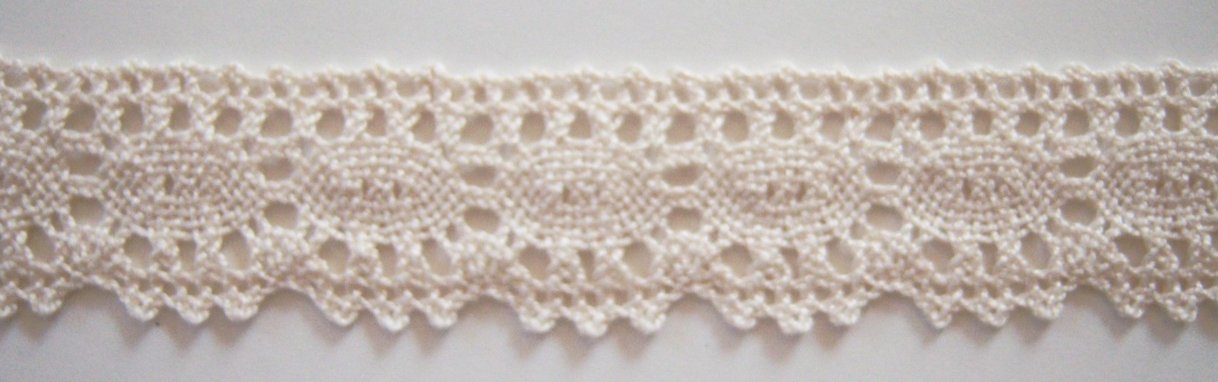Natural 1 1/8" Cluny Lace