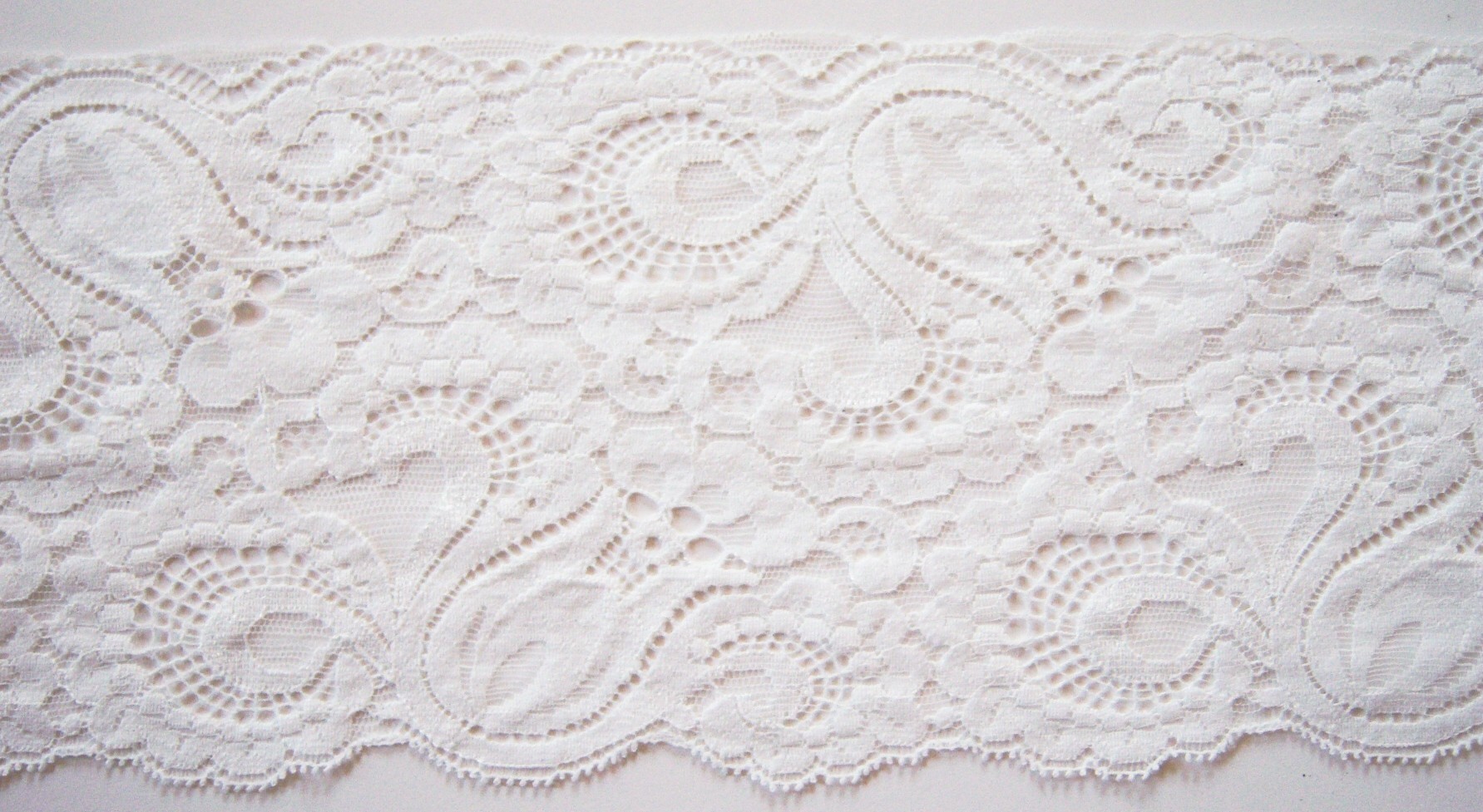 Antique White 5 1/4" Nylon Lace