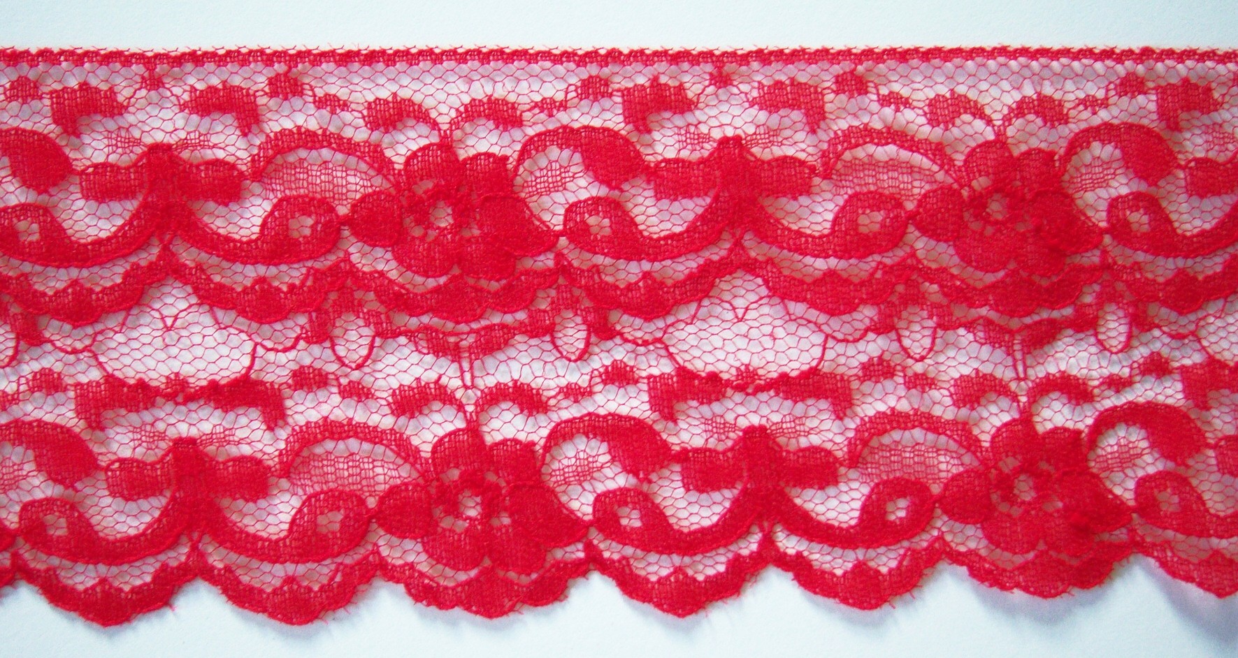 Red 3 3/8" Nylon Lace