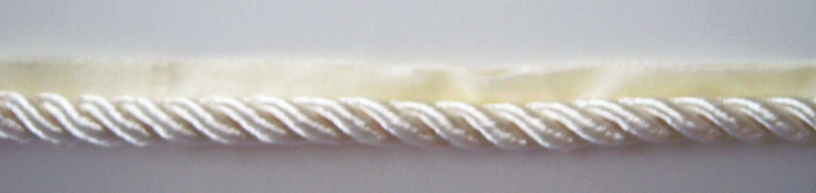 Oyster 3/8" Piping Sewing Trim