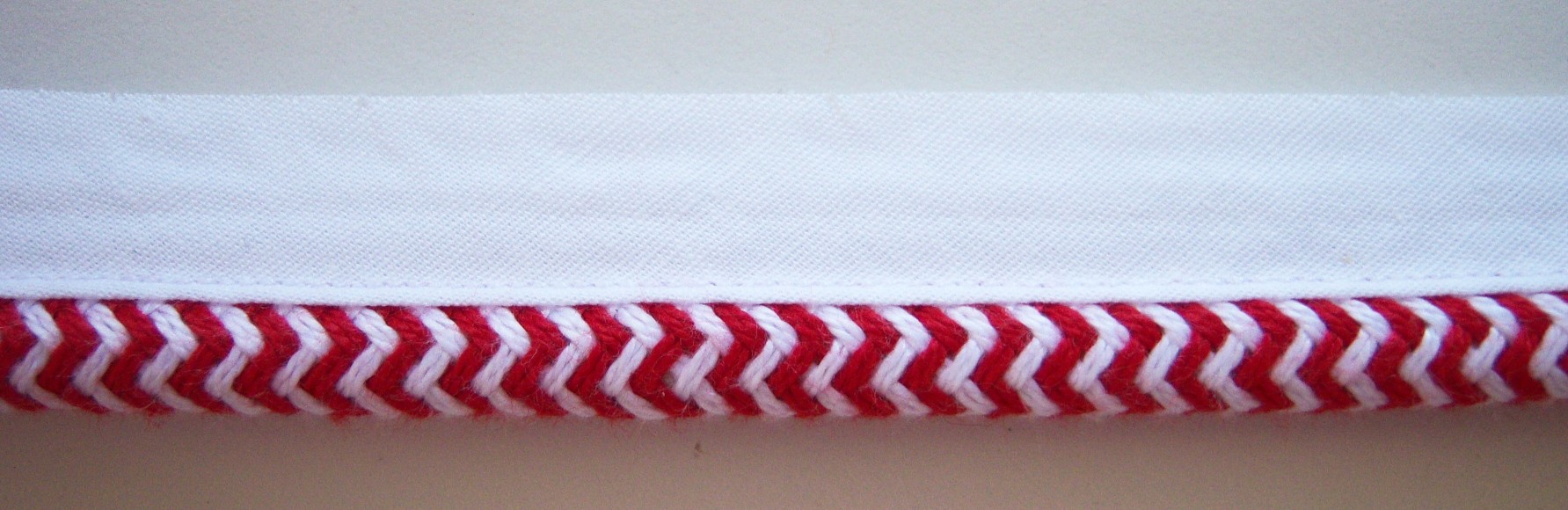 White/Red 3/8" Striped Piping