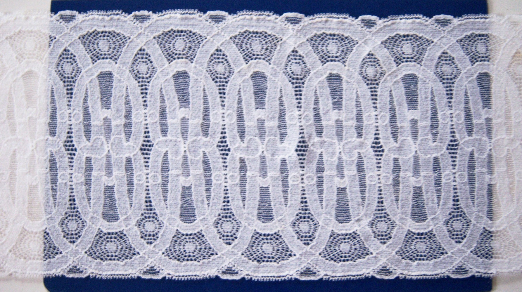 Star White 5 1/2" Stretch Lace