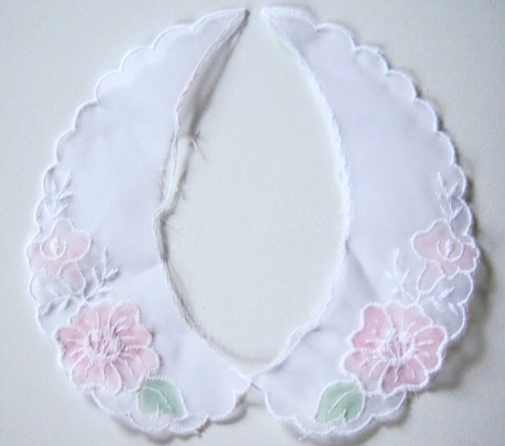 White/Pink/Green Lg Flower Collar