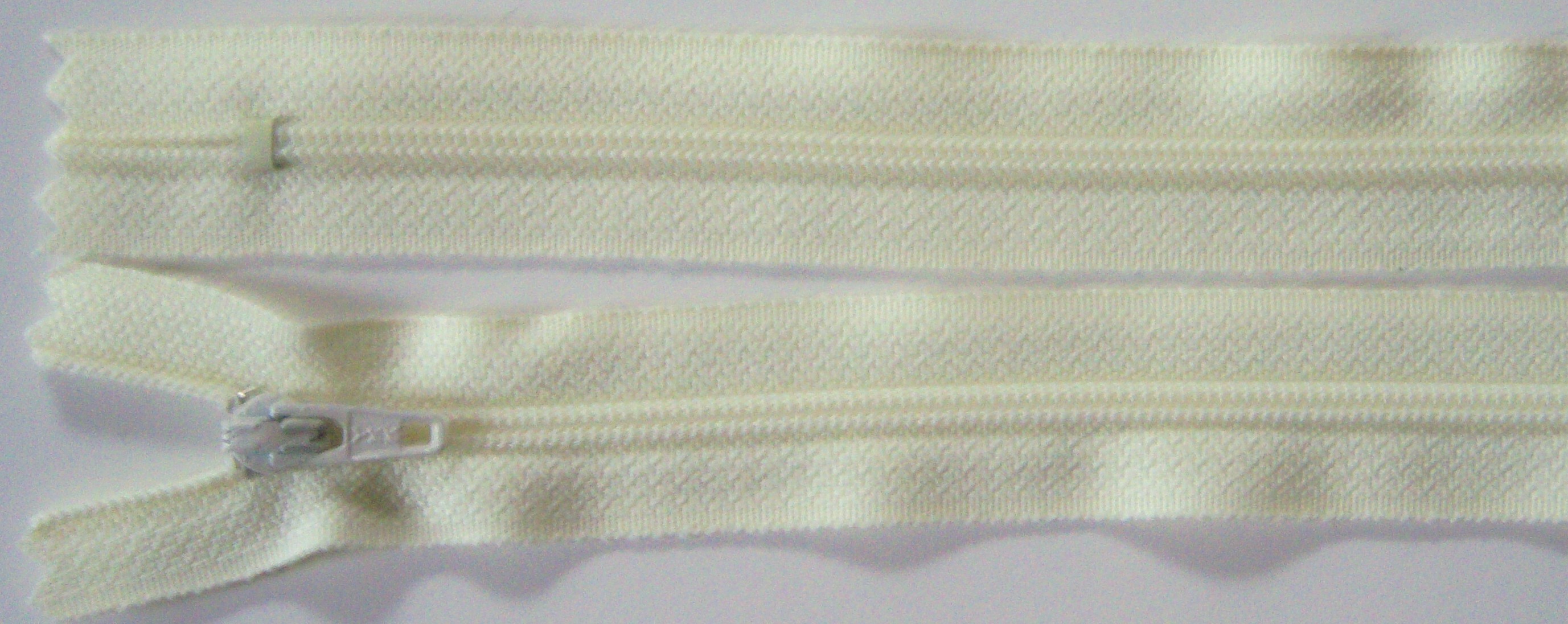 Vanilla YKK 6" Zipper