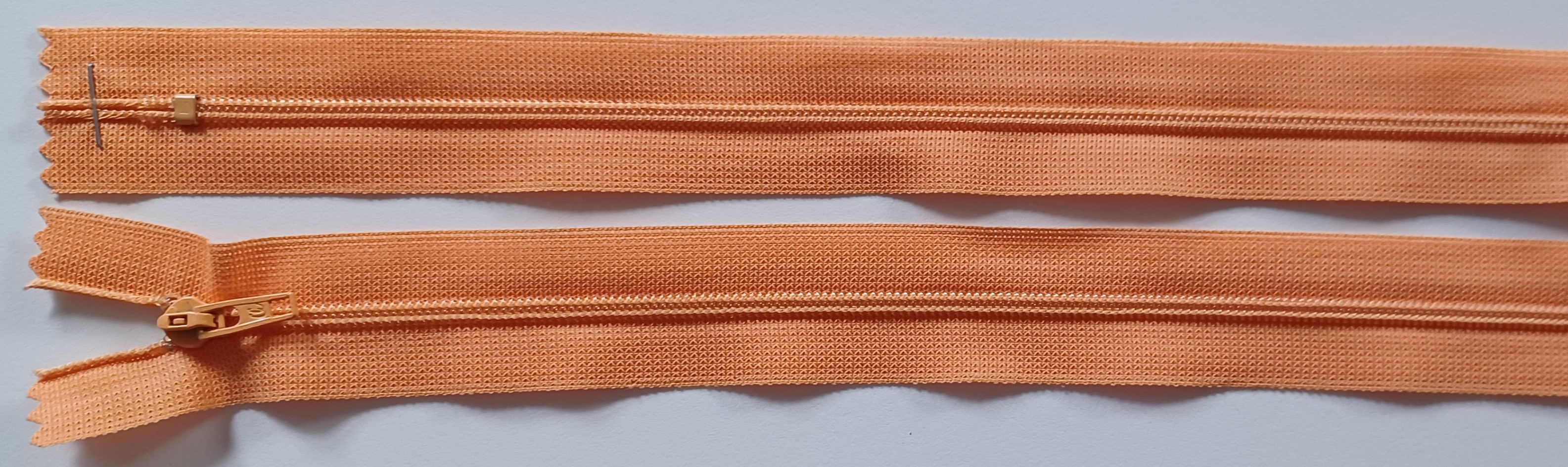 Coats & Clark 8.5" Peach Nylon Coil Zipper