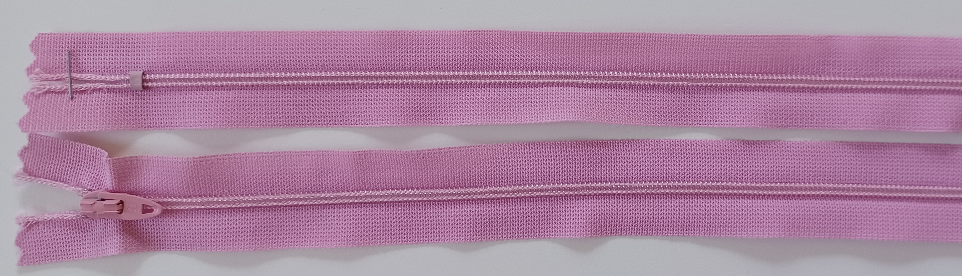 Coats & Clark 8.5" Pink Lilac Nylon Coil Zipper