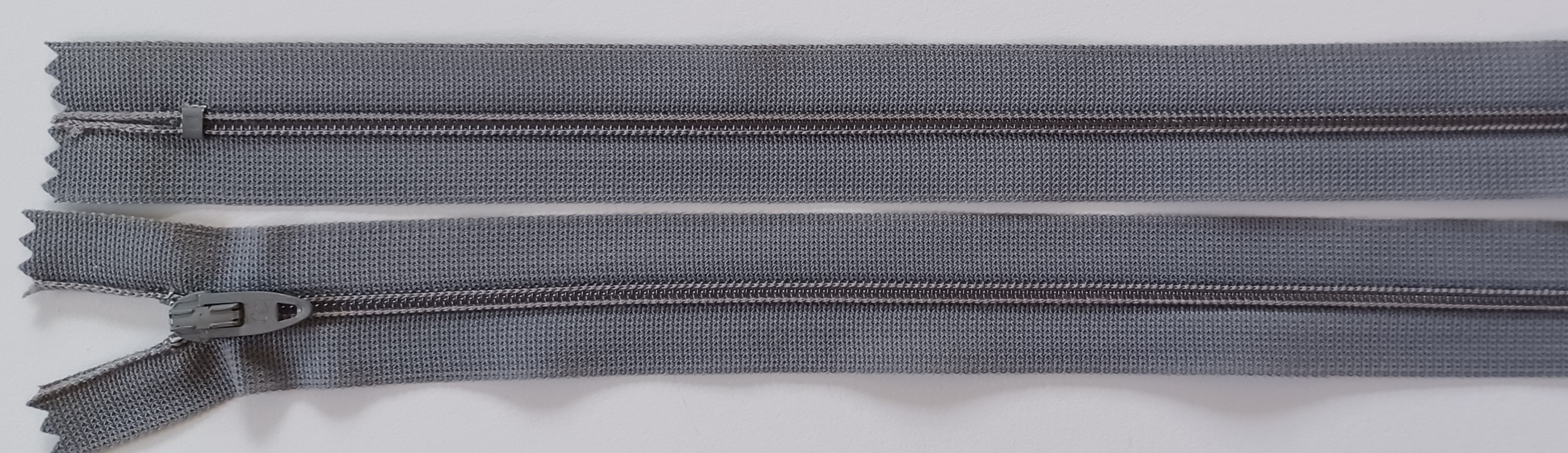 Coats & Clark 8.5" Turtledove Nylon Coil Zipper