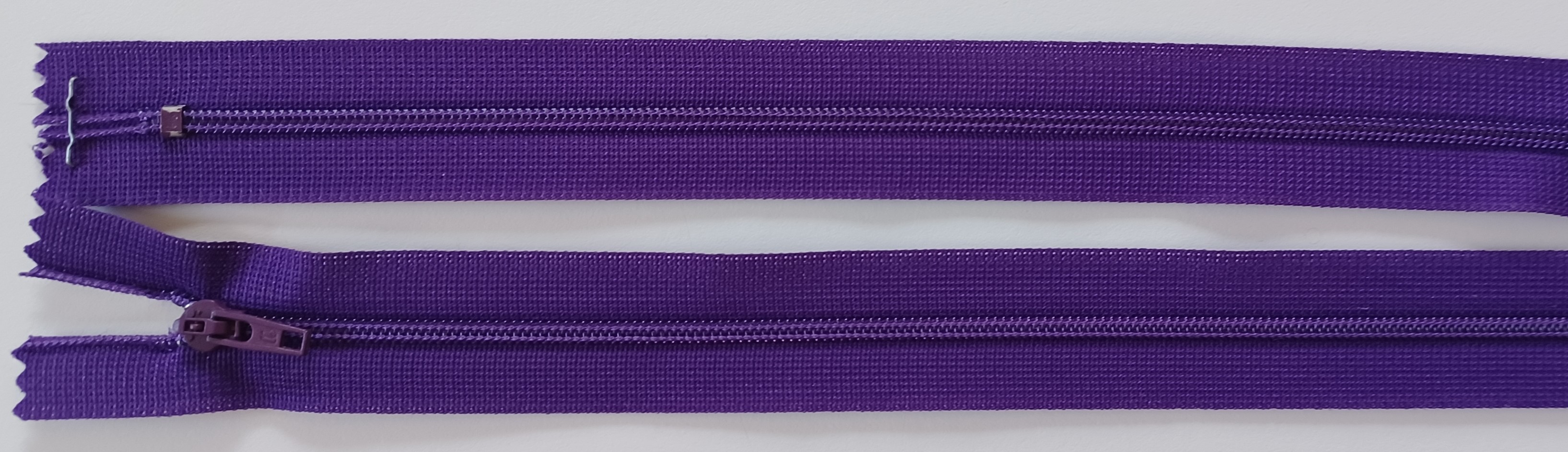 Coats & Clark 8.5" Purple Nylon Coil Zipper