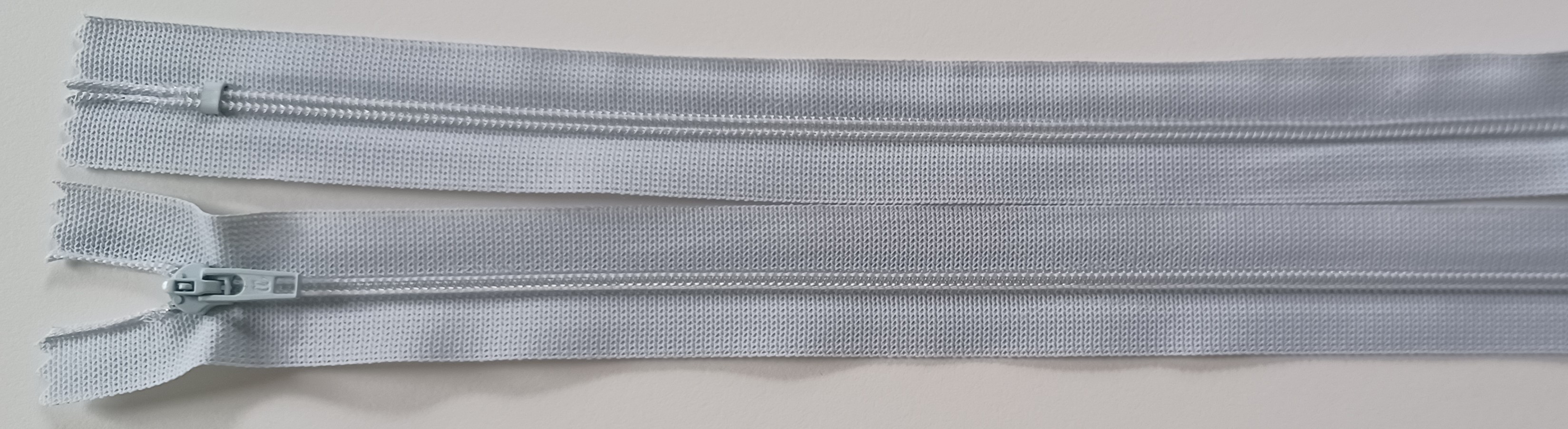 Coats & Clark 8.5" Pearl Grey Nylon Coil Zipper