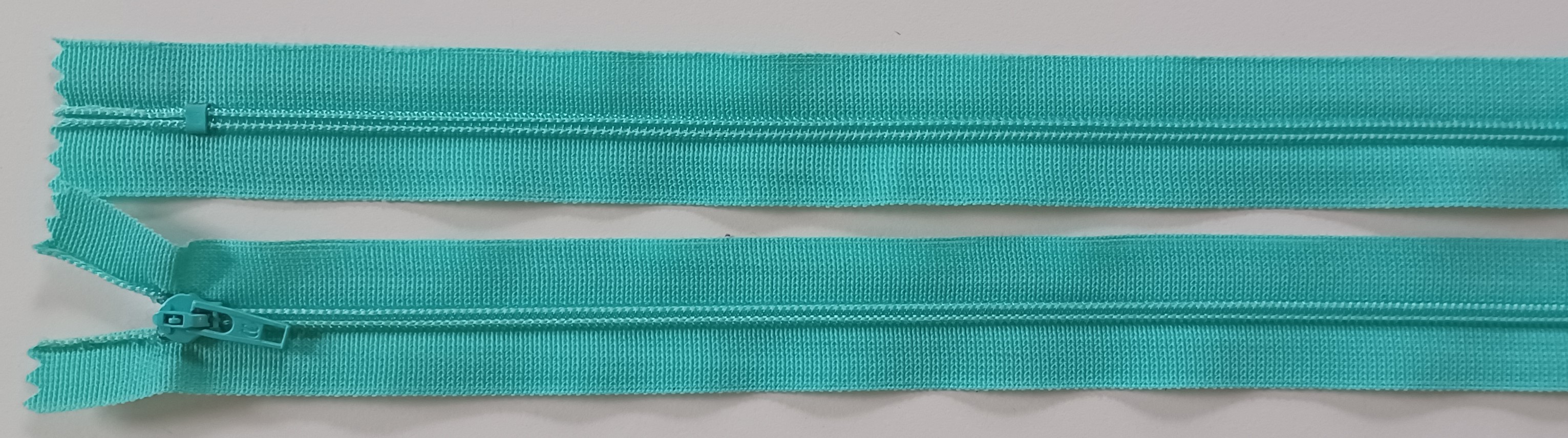 Coats & Clark 8.5" Sea Spray Nylon Coil Zipper