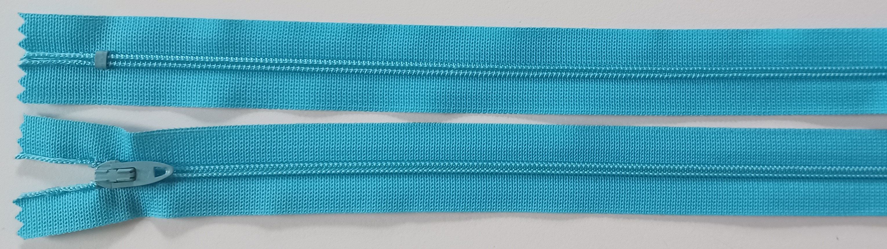 Coats & Clark 8.5" Persian Blue Nylon Coil Zipper