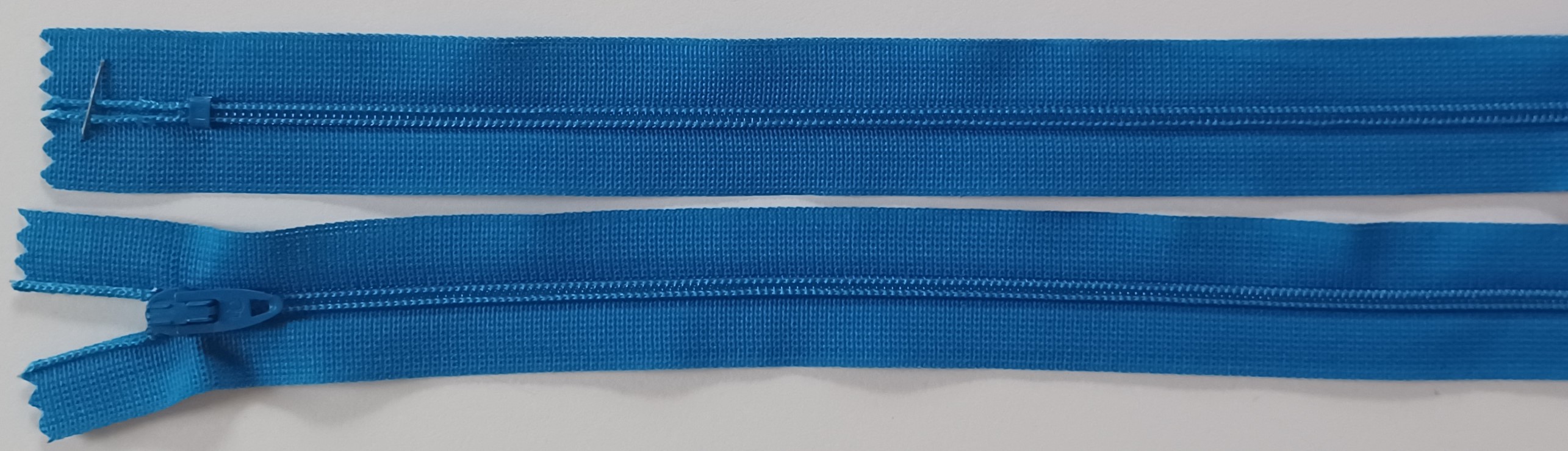 Coats & Clark 8.5" Treasure Blue Nylon Coil Zipper